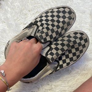 checker black and white vans size 7.5